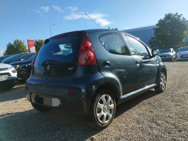 Peugeot Peugeot 107 1.4 HDI BLUE LION TRENDY