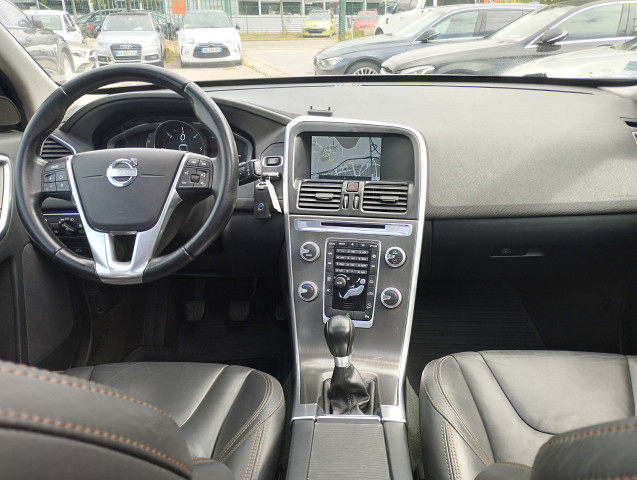 Volvo Volvo XC60  D4 181ch AWD Summum Start&Stop