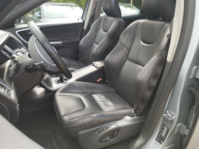 Volvo Volvo XC60  D4 181ch AWD Summum Start&Stop