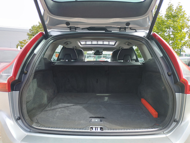 Volvo Volvo XC60  D4 181ch AWD Summum Start&Stop