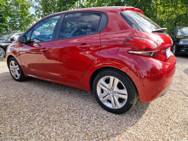 Peugeot Peugeot 208 1.2 PURETECH 82 STYLE