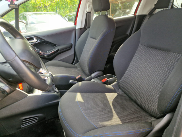 Peugeot Peugeot 208 1.2 PURETECH 82 STYLE