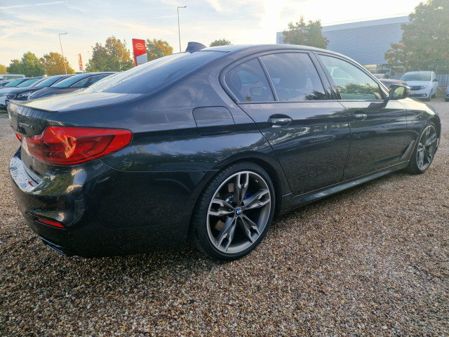 BMW BMW Série 5 M550D (G30) xDrive 3.0  400 CV BVA8