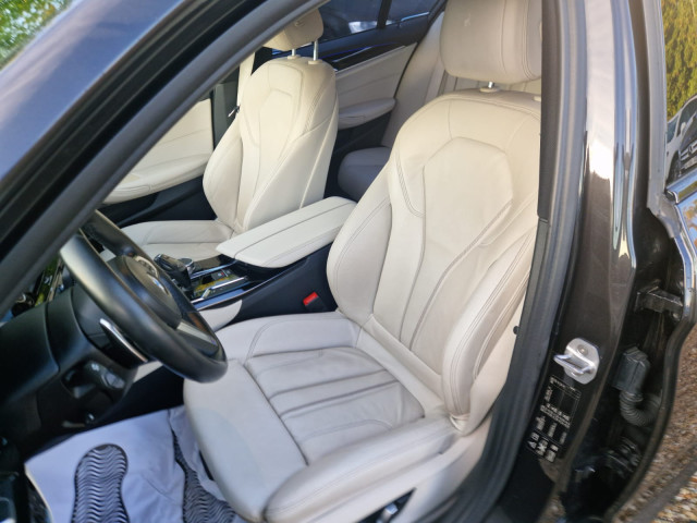 BMW BMW Série 5 M550D (G30) xDrive 3.0  400 CV BVA8