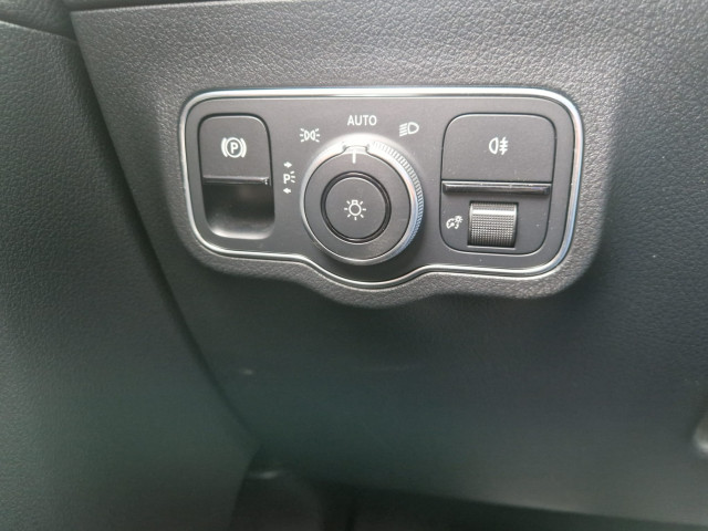 Mercedes-Benz Mercedes-Benz Sprinter II 313 CDI BE 37S 3T5 4X2