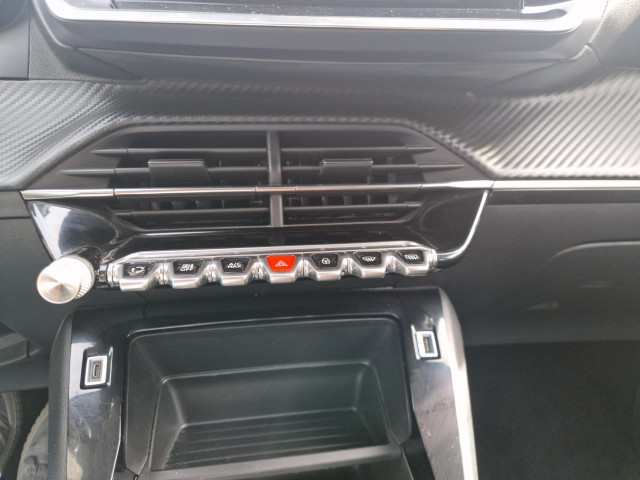 Peugeot Peugeot 2008 BLUE HDI 100 SS BVM6 ACTIVE