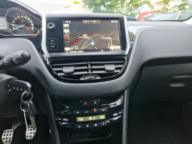 Peugeot Peugeot 208  1.2 PureTech 110ch GT Line S&S 5p