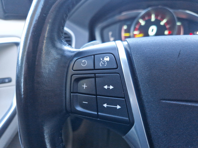 Volvo Volvo XC60  D4 AWD 181ch Momentum Geartronic