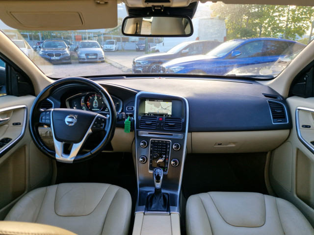 Volvo Volvo XC60  D4 AWD 181ch Momentum Geartronic