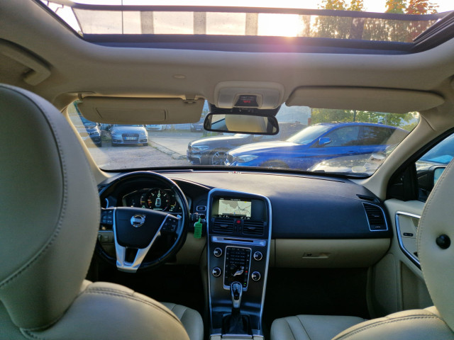 Volvo Volvo XC60  D4 AWD 181ch Momentum Geartronic