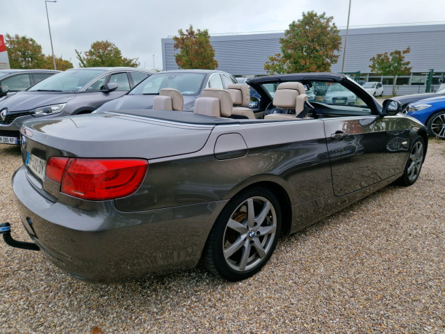 BMW BMW Série 3 V (E93) 320dA 184ch Luxe