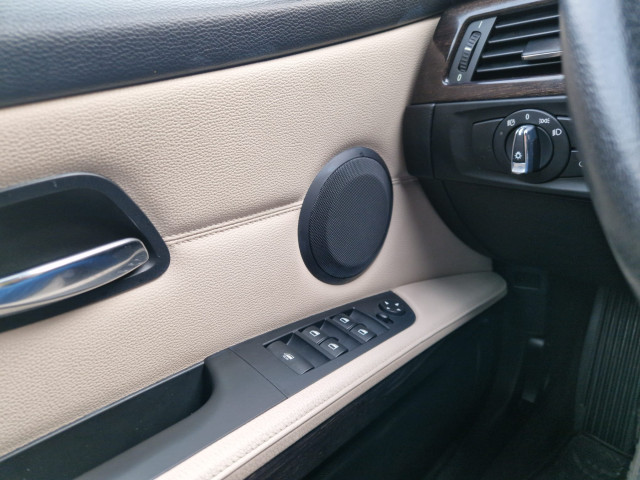 BMW BMW Série 3 V (E93) 320dA 184ch Luxe