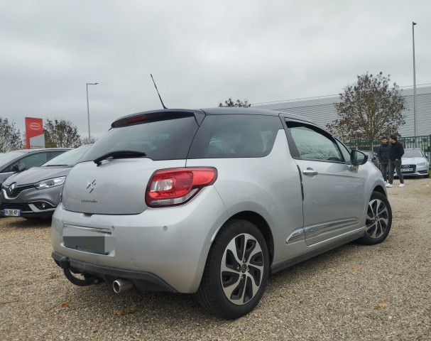 Citroën Citroën DS3 E-HDI90 AIRDREAM RED EDITION