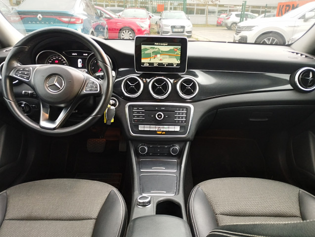 Mercedes-Benz Mercedes-Benz CLA SHOOTING BRAKE 200 D 