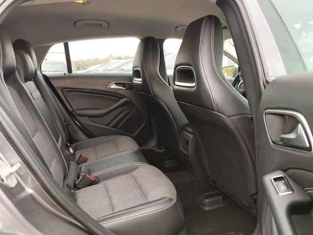 Mercedes-Benz Mercedes-Benz CLA SHOOTING BRAKE 200 D 