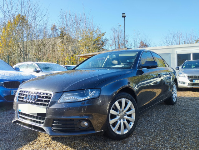 Audi Audi A4 IV (B8) 2.0 TDI 143 DPF Attraction Multitronic