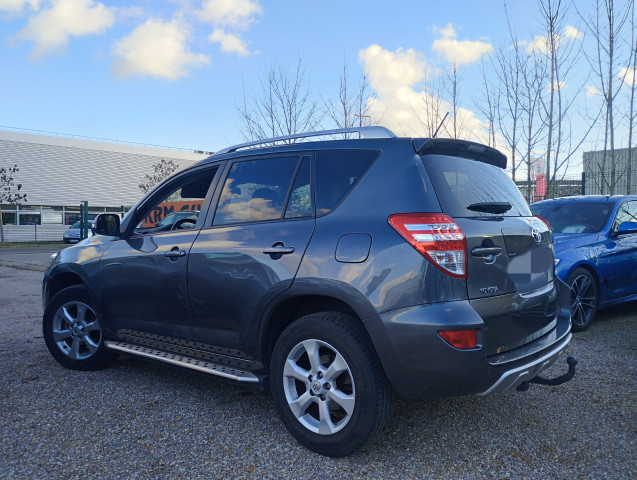 Toyota Toyota RAV4 III 150 D-4D FAP Life 4WD