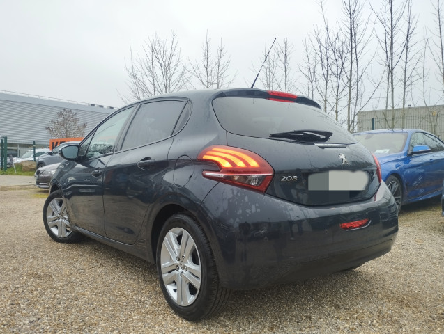 Peugeot Peugeot 208 1.2 PURETECH 82 STYLE