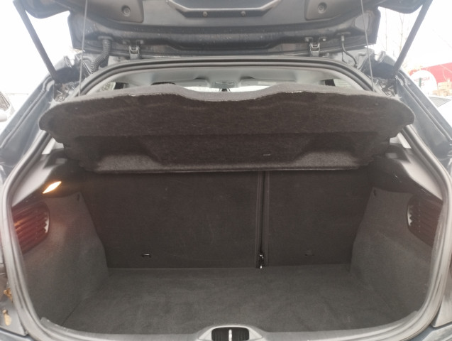 Peugeot Peugeot 208 1.2 PURETECH 82 STYLE