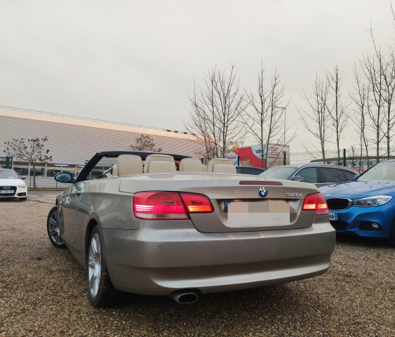 BMW BMW Série 3 V (E93) 320i 170ch Luxe