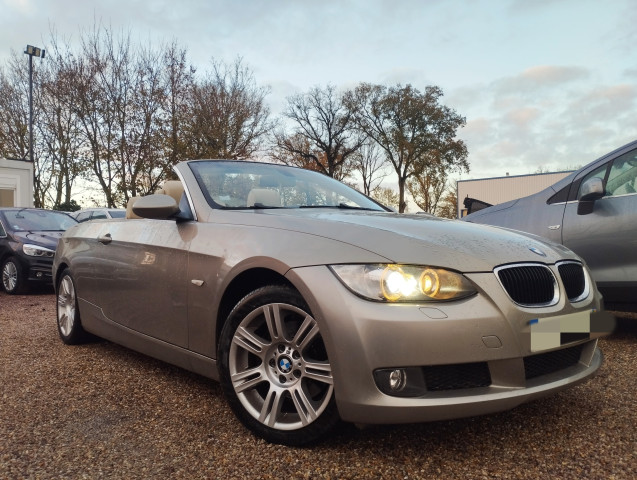 BMW BMW Série 3 V (E93) 320i 170ch Luxe