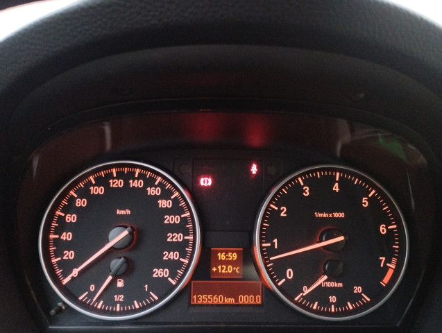 BMW BMW Série 3 V (E93) 320i 170ch Luxe