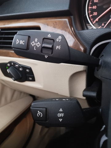 BMW BMW Série 3 V (E93) 320i 170ch Luxe