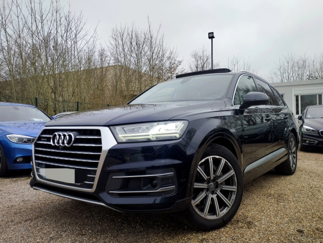 Audi Audi Q7 II 3.0 V6 TDI 272ch clean diesel Avus Extended quattro Tiptronic 7 places