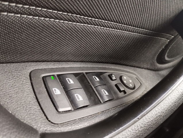 BMW BMW X2  sDrive18dA 150ch Business Design