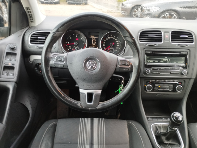 Volkswagen Volkswagen Golf VI 1.6 TDI 105 BLUEMOTION TECHNOLOGY MATCH