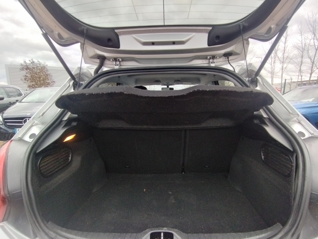 Peugeot Peugeot 208  1.2 PureTech 82ch Style 5p