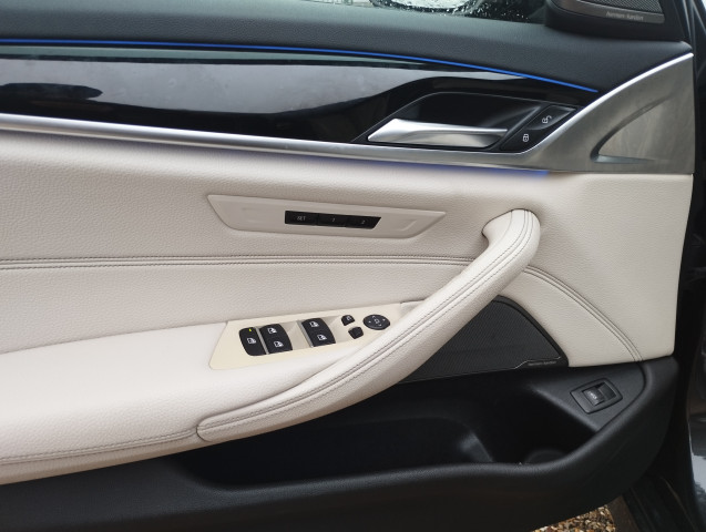 BMW BMW Série 5 M550D (G30) xDrive 3.0  400 CV BVA8