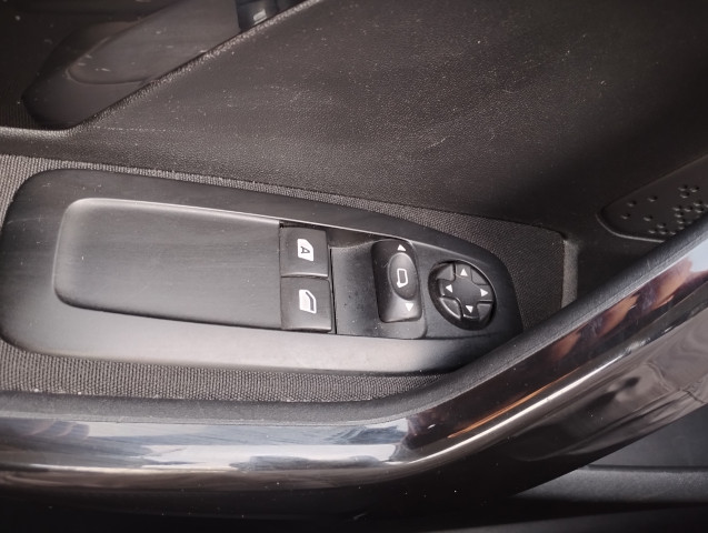 Peugeot Peugeot 208 1.4 HDI ACTIVE