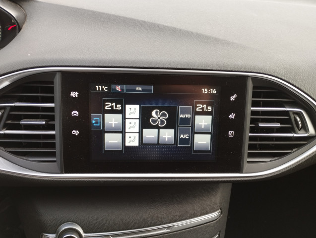 Peugeot Peugeot 308 II 1.2 Puretech 110ch Style S&S 5p