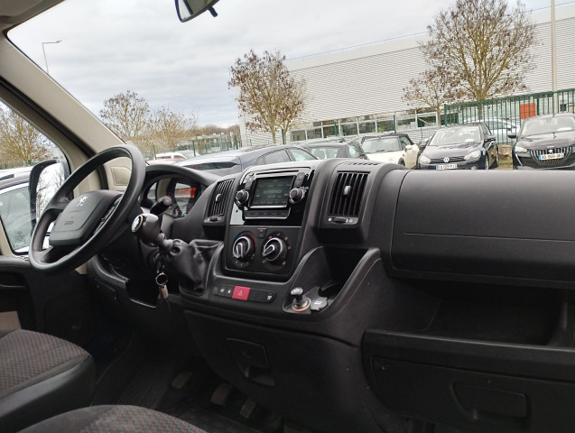 Peugeot Peugeot Boxer II 2.2 e-HDi 130 Combi 330 L1H1 Active 9pl