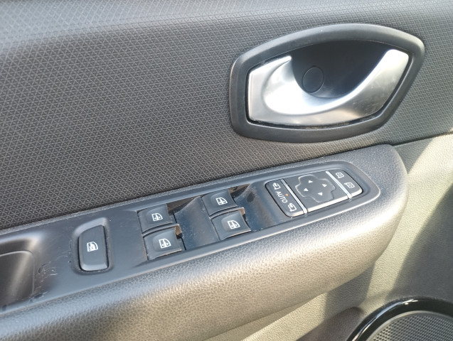 Renault Renault Clio IV (B98) 1.5 dCi 90ch energy Limited 5p