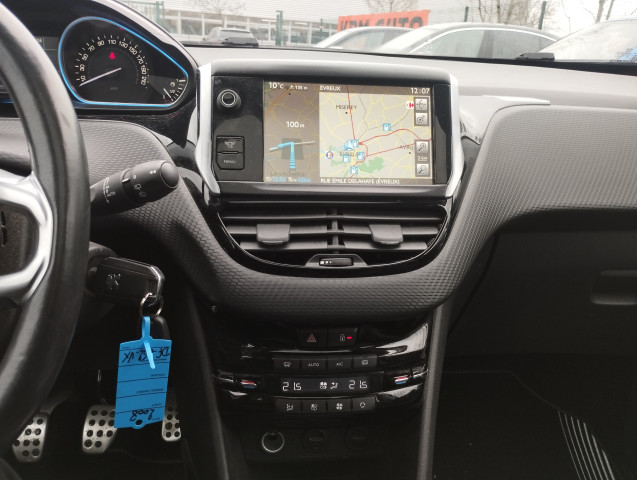 Peugeot Peugeot 2008  1.6 VTi Féline Titane