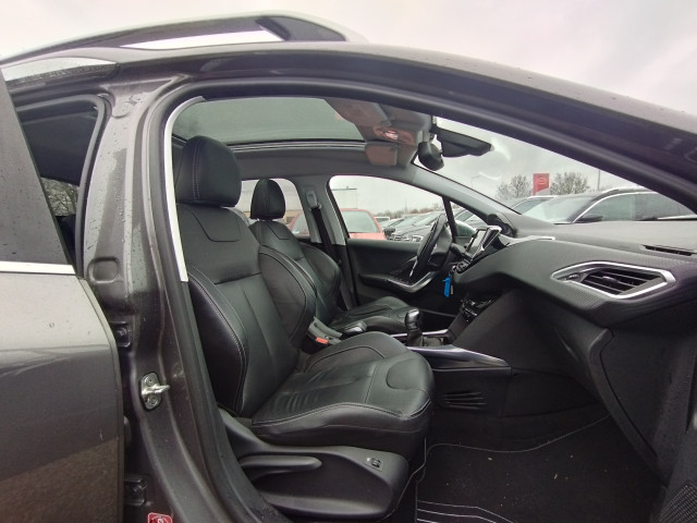 Peugeot Peugeot 2008  1.6 VTi Féline Titane