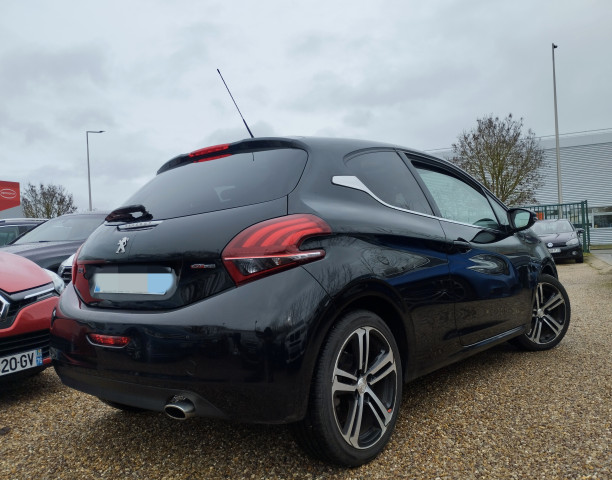 Peugeot Peugeot 208 1.2 PURETECH 110CH S&S GT LINE