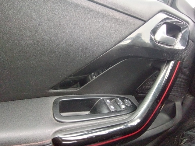 Peugeot Peugeot 208 1.2 PURETECH 110CH S&S GT LINE