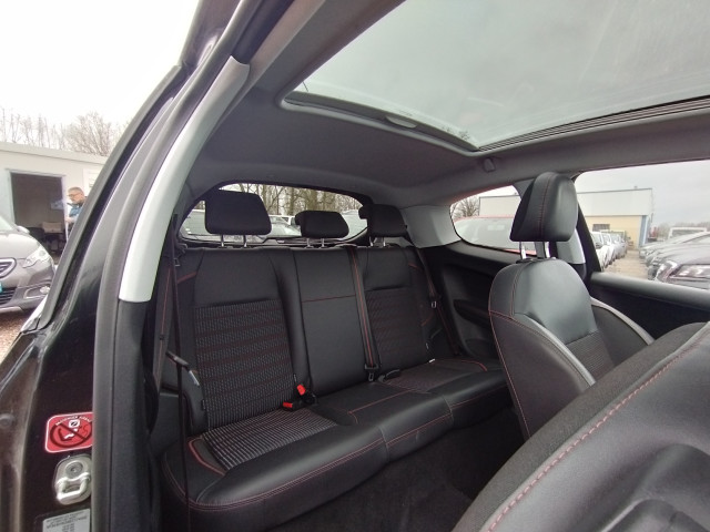 Peugeot Peugeot 208 1.2 PURETECH 110CH S&S GT LINE