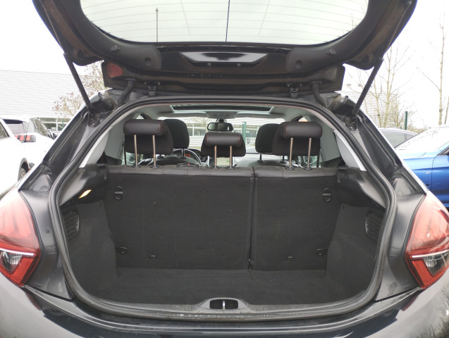 Peugeot Peugeot 208 1.2 PURETECH 110CH S&S GT LINE