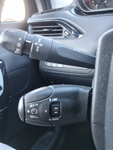 Peugeot Peugeot 208  1.6 BlueHDi 75ch Allure Business S&S 5p