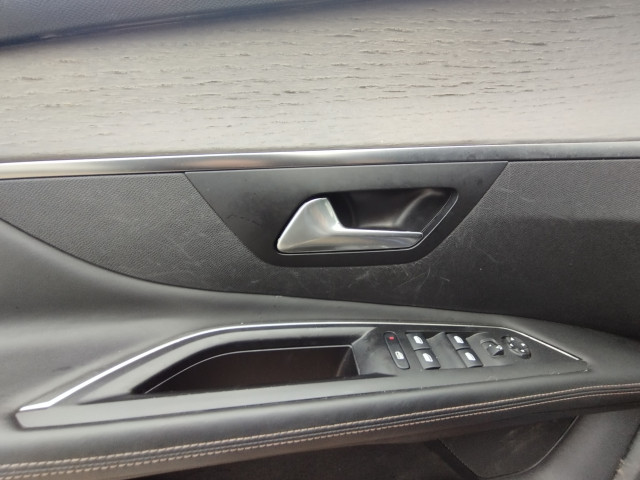 Peugeot Peugeot 3008 2.0 BLUEHDI EAT6 180 GT