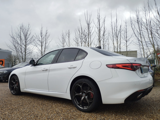 Alfa-Romeo Alfa-Romeo Giulia  2.2 JTD 210ch Veloce Q4 AT8