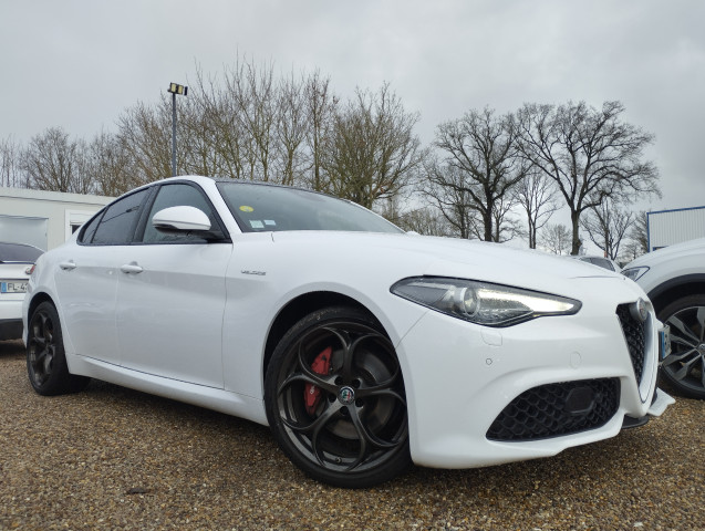 Alfa-Romeo Alfa-Romeo Giulia  2.2 JTD 210ch Veloce Q4 AT8