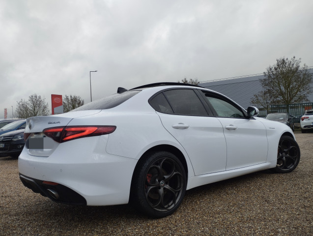 Alfa-Romeo Alfa-Romeo Giulia  2.2 JTD 210ch Veloce Q4 AT8