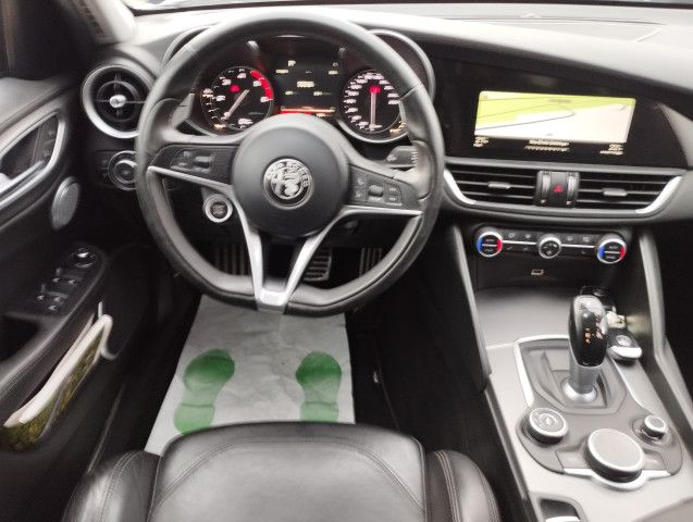 Alfa-Romeo Alfa-Romeo Giulia  2.2 JTD 210ch Veloce Q4 AT8