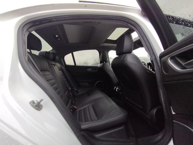 Alfa-Romeo Alfa-Romeo Giulia  2.2 JTD 210ch Veloce Q4 AT8