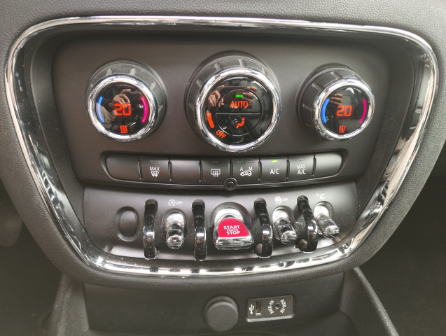 Mini Mini Mini CLUBMAN ONE 1.5i 102 cv HYDE PARK